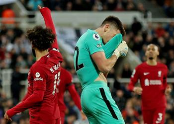 محمد صلاح يورط نيوكاسل قبل مواجهة مانشستر يونايتد في نهائي كأس الرابطة