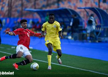 ضياء السيد منتخب الشباب لم يحصل على حقه في الاحتكاك ويجب تخفيض أسعار تذاكر المباريات