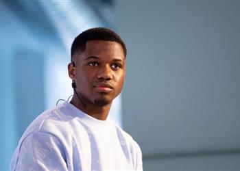 أنسو فاتي يوضح موقفه من الرحيل عن برشلونة في نهاية الموسم