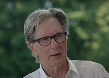 مالك ليفربول يعلن موقفه من بيع النادي الإنجليزي