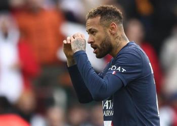 ليكيب نيمار يحسم موقفه من الرحيل عن باريس سان جيرمان