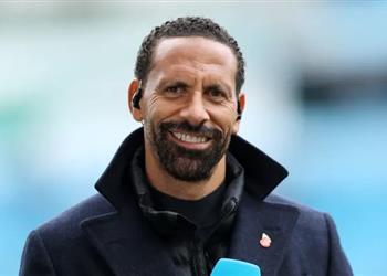 فرديناند يشيد بمهاجم ليفربول لديه كل الصفات التي لا يحبها المدافعون