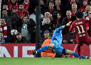 كورتوا أخطأت في هدف ليفربول الثاني بسبب محمد صلاح وأليسون فعل نفس الأمر