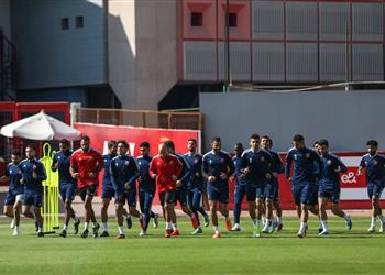 مران الأهلي كولر يحاضر اللاعبين ومشاركة السولية استعداد ا لـ صن داونز