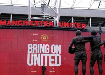 تقارير ملاك مانشستر يونايتد غير مقتنعين بالعروض المقدمة لشراء النادي