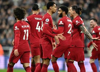 خوليت ينتقد لاعب ليفربول يلعب بأداء المتزلج على الجليد