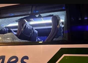 خاص تفاصيل اعتداء جماهير الترجي على حافلة الزمالك في تونس