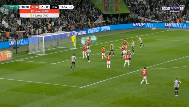 تصدي دي خيا يحرم نيوكاسل من تسجيل هدف في مرمي مانشستر يونايتد