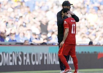 لاعب ليفربول ي فضل ميسي على محمد صلاح في تصويته لجائزة ذا بيست