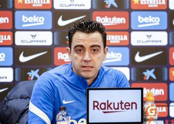 تشافي يعلق على صفقات تشيلسي الكثيرة ويصرح يجب على الحكام حماية فينيسيوس جونيور