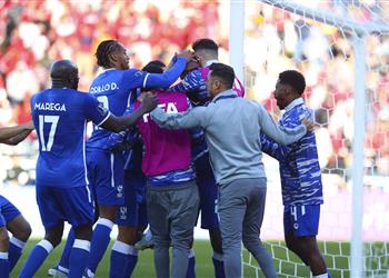 فيديو محمد كنو ي سجل هدف تعادل الهلال أمام الوداد وطرد يحيى جبران