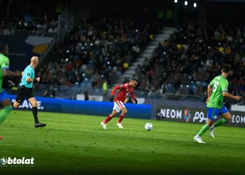 حماد العنزي الأهلي دائم ا يسعدنا وشعرت بهدف أفشة قبل تسجيله