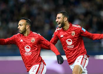 الصحف الإسبانية الأهلي ملك إفريقيا العظيم يقتنص جائزة ريال مدريد في كأس العالم للأندية