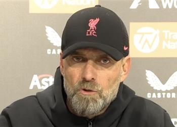 فيديو كلوب يهاجم صحفي ا بعد هزيمة ليفربول أمام ولفرهامبتون