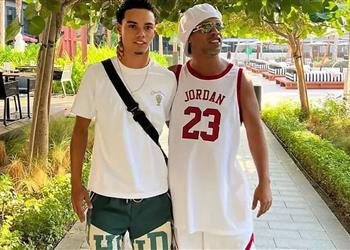 رونالدينيو يعلن انضمام نجله إلى برشلونة