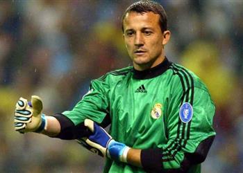 حارس ريال مدريد السابق الأهلي كان الأقوى في ودية 2001 والغيابات قد تؤثر على الملكي غد ا