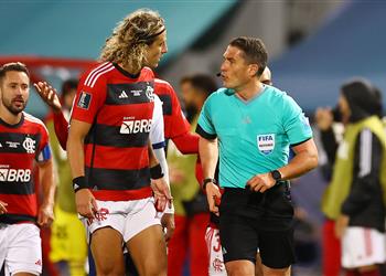 ديفيد لويز منتقد ا حكم مباراة الهلال وفلامينجو ليس في مستوى كأس العالم للأندية