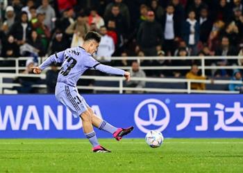 فيديو آريباس ي سجل هدف ريال مدريد الرابع أمام الأهلي