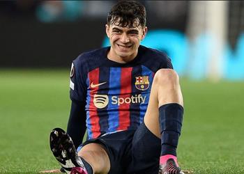 موندو ديبورتيفو برشلونة يستهدف التعاقد مع لاعب وسط بسبب بيدري