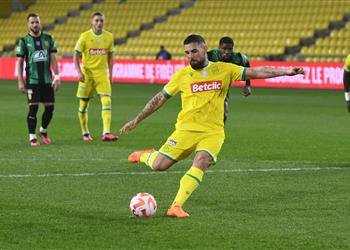 فيديو مصطفى محمد يشارك في تأهل نانت إلى نصف نهائي كأس فرنسا بثنائية أمام لينس