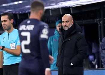 جوارديولا يكسر صمته حول فضيحة ووكر ويوجه تحذير ا لـ لاعبي مانشستر سيتي