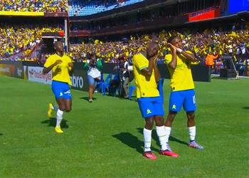 فيديو زواني يسجل هدف صن داونز الثاني أمام الأهلي