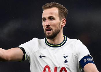 هاري كين متمسك ا بآمال التأهل إلى دوري أبطال أوروبا توتنهام استفاد من خسارة ليفربول