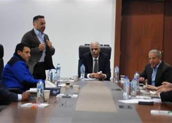 اتحاد الكرة يدرس تعيين مدير فني أجنبي لمنتخب 2005