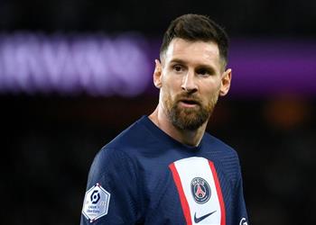 تقارير والد ميسي يظهر في السعودية ويثير الشكوك حول مستقبل نجله