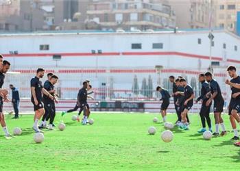 مران الزمالك جلسة بين فيريرا وأسامة نبيه وتدريبات بدنية استعداد ا لـ شباب بلوزداد