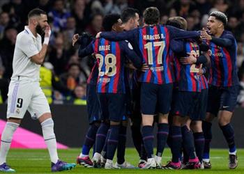 حكم مباراة برشلونة وريال مدريد في كلاسيكو الدوري الاسباني
