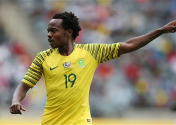 قائمة جنوب إفريقيا النهائية لمباراة ليبيريا في تصفيات أمم إفريقيا استدعاء بيرسي تاو