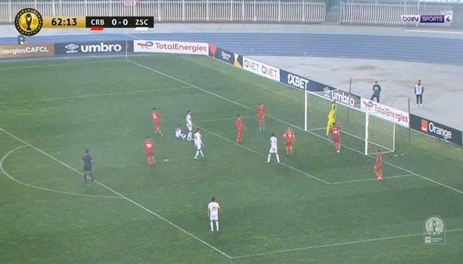 سيف الدين الجزيري كاد ان يسجل هدف امام شباب بلوزداد بدوري ابطال افريقيا