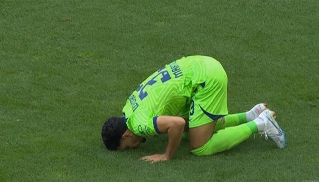 هدف عمر مرموش الرائع في مرمي شتوتجارت بالدوري الالماني ويرفض الاحتفال