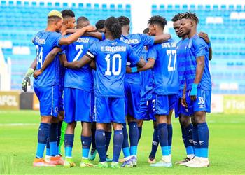 عمرو الحديدي ي حذر لاعبي الأهلي من لاعب الهلال السوداني قبل المباراة الحاسمة