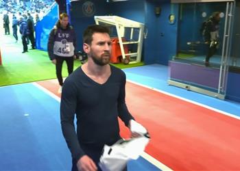 فيديو ميسي يتجنب الاعتذار لجماهير باريس سان جيرمان بعد الخسارة من ستاد رين