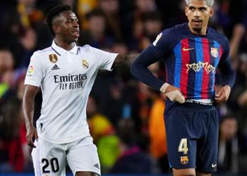 فيديو أروخو يسجل هدف ريال مدريد الأول أمام برشلونة بالخطأ في مرماه