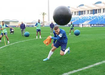 تقارير سعودية تغييرات في تشكيل الهلال أمام الوحدة وعودة كاريلو