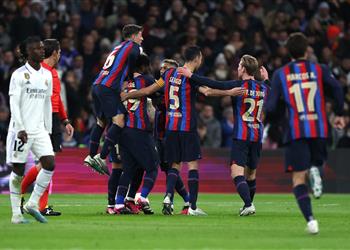 فيديو نيران صديقة ميليتاو يسجل هدف برشلونة الأول أمام ريال مدريد