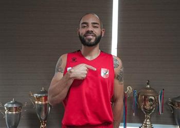 الأهلي يعلن ضم طومسون بدل ا من والتر هودج استعداد ا لبطولة إفريقيا لكرة السلة