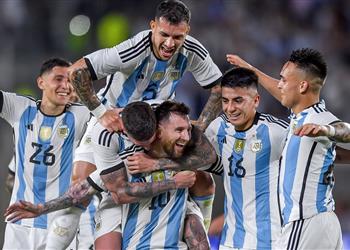 فيديو ميسي يواصل كتابة التاريخ ويسجل الهدف رقم 800 في مسيرته