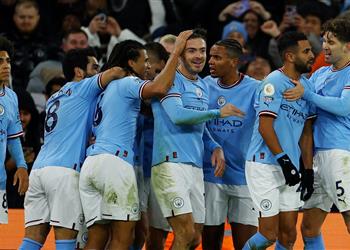 ذا أثليتك لاعب مانشستر سيتي بعيد عن تجديد عقده وبرشلونة يترقب