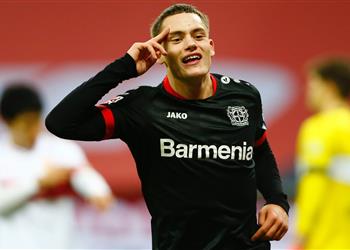 سبورت تفاؤل في برشلونة بشأن التعاقد مع فلوريان فيرتز