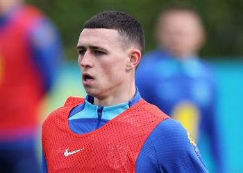 ساوثجيت يعلق على غياب فودين بعد العملية الجراحية