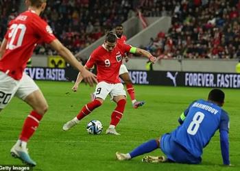 مانشستر يونايتد قلق بشأن إصابة سابيتزر مع النمسا