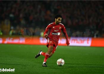 الأهلي ينعى والد حسين الشحات