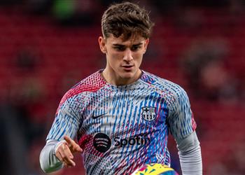 توخيل يطالب بايرن ميونخ بتوجيه ضربة قوية إلى برشلونة