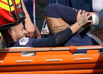 مدرب باريس سان جيرمان يحسم موقف نيمار من مواجهة بايرن ميونخ