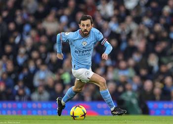 مانشستر سيتي يدخل تاريخ الدوري الإنجليزي بعد هدف برناردو سيلفا