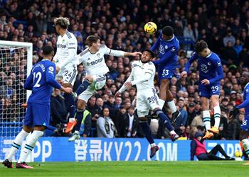 فيديو تشيلسي يستعيد توازنه ويعبر ليدز برأسية فوفانا في الدوري الإنجليزي